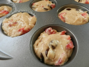 Chocolate Covered Strawberry Muffins I Pretty Little Pastimes